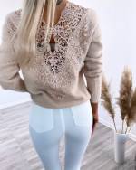 Белое Мягкий свитер с кружевом на спине