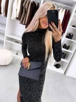 Tumši Sarkans Elastīga Auduma Kleita Ar Mirdzošiem Akmentiņiem Un šķēlumu