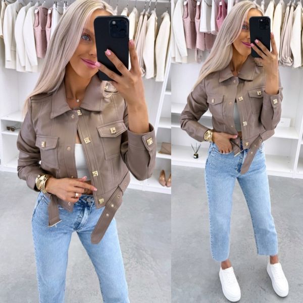 Taupe Pieguļoša Jaka Ar Spiedpogām