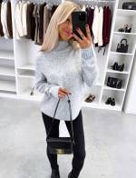 Gaiši Bēša Maigs Adījuma Džemperis Ar Augstu Apkakli