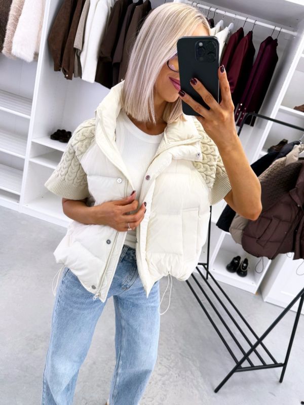 Gaiši Bēša Brīva Piegriezuma Veste Ar Rāvējslēdzēju