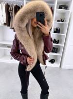 Ciemnoczerwony Parka Z Regulowanym Pasem I Luksusowym Sztucznym Futrem