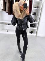 Ciemnoczerwony Parka Z Regulowanym Pasem I Luksusowym Sztucznym Futrem