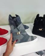 Pelēks Ērtas ķīļveida Sporta Kurpes