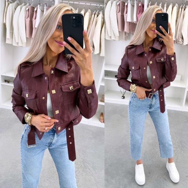 Tumši Sarkans Pieguļoša Jaka Ar Spiedpogām