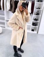 Must Kerge Ja Pehme Trukkidega Mantel