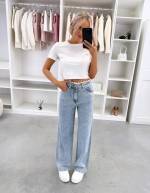 Zila Taisna Piegriezuma Džinsi Ar Mežģīnēm Un Rotājumiem