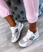 Melns Spīdīgas Ikdienas Kurpes