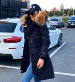 Хаки Зимняя куртка с натуральным мехом и водонепроницаемым материалом.