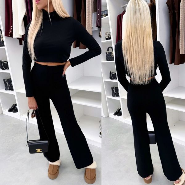 Must Pehmed Ja Venivad Sirgelõikelised Püksid