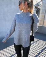 Šviesiai Smėlio Spalvos Soft Sweater With Slit