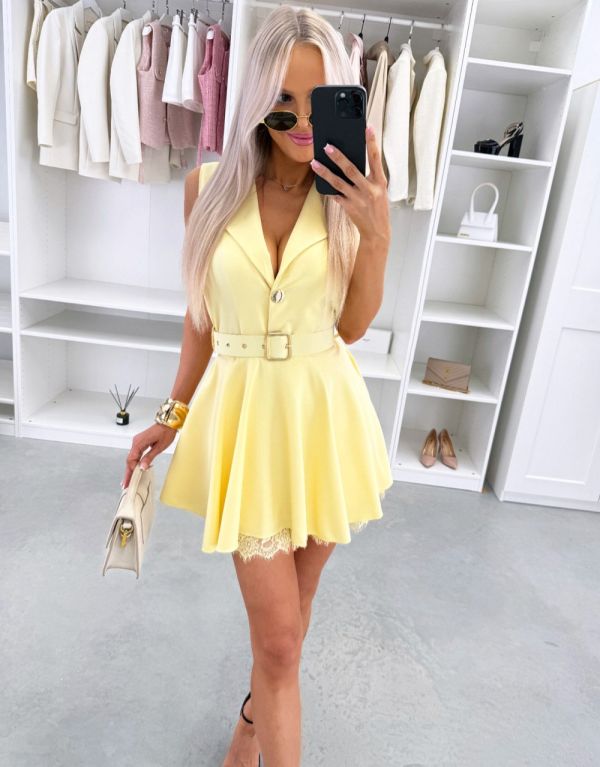 Kollane Vööga Jumpsuit