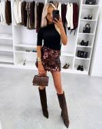 Juoda Blizgučiais Siuvinėtas Sijonas Juoda Blizgučiais Siuvinėtas Sijonas