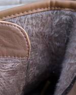 Светло-бежевый 