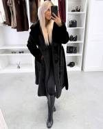 Gaiši Bēša Grezns Ziemas Mētelis Ar Sasienamu Jostu Priekšpusē